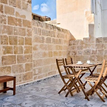 Vallettastay Old Lodge Apartment 3 Екстериор снимка