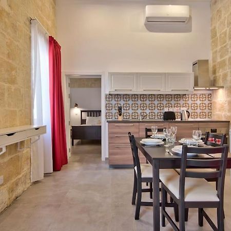 Vallettastay Old Lodge Apartment 3 Екстериор снимка