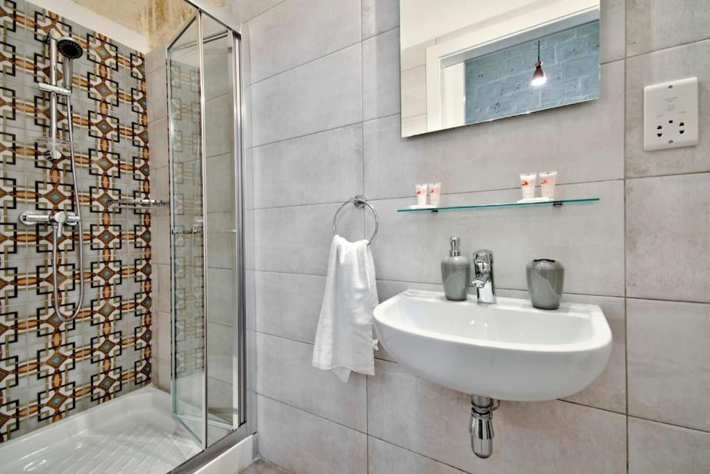 Vallettastay Old Lodge Apartment 3 Екстериор снимка