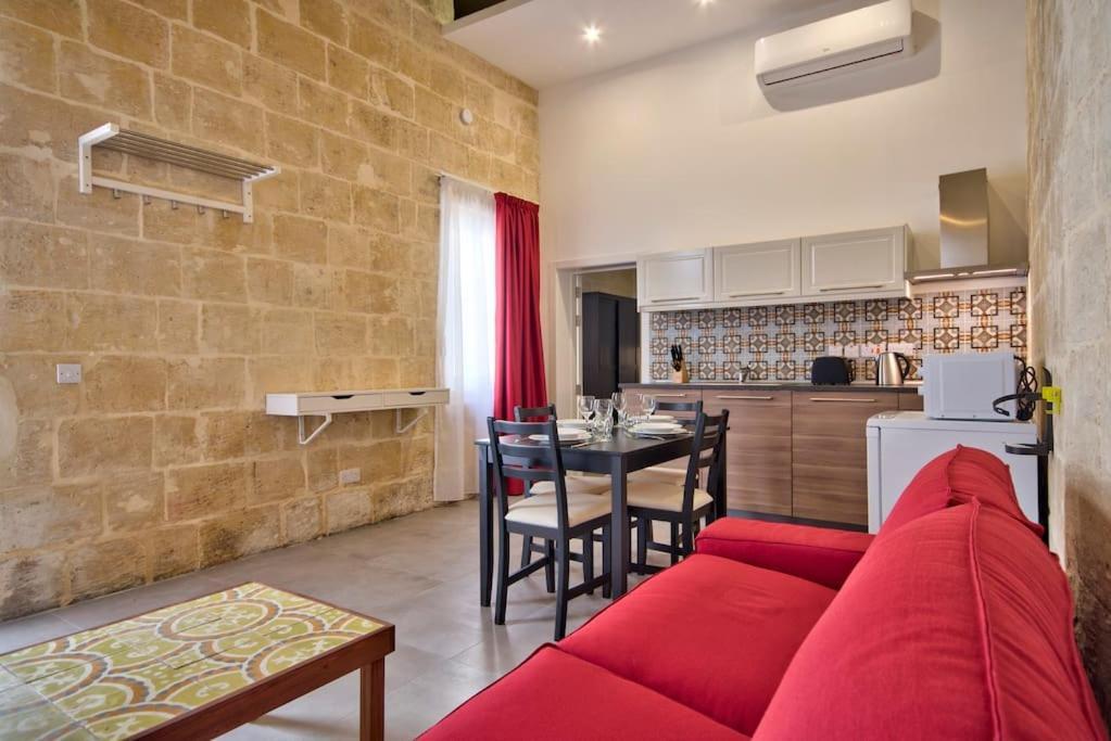 Vallettastay Old Lodge Apartment 3 Екстериор снимка