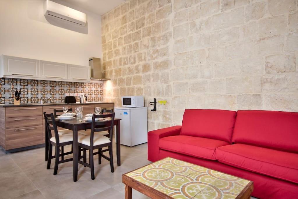 Vallettastay Old Lodge Apartment 3 Екстериор снимка